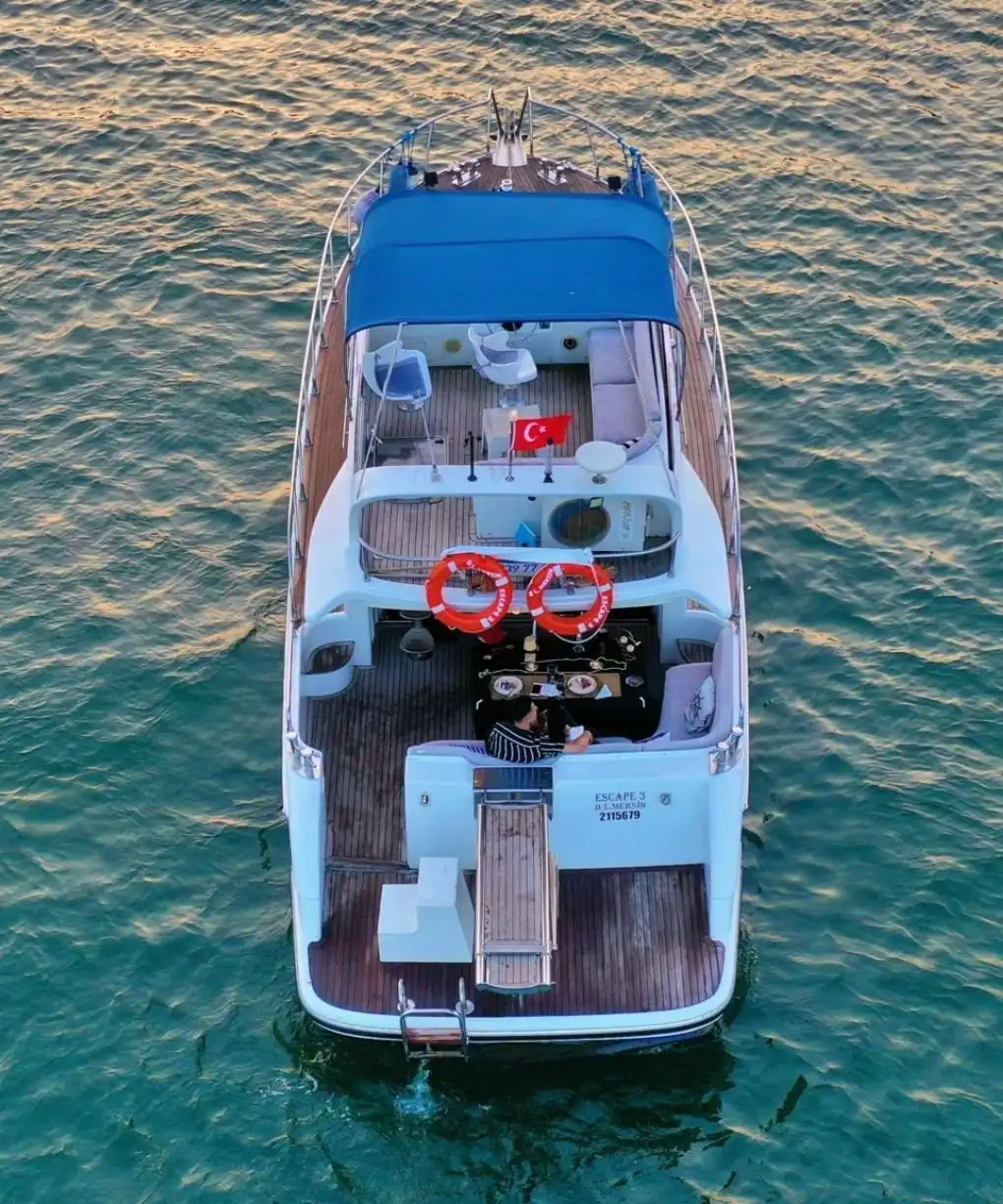 Escape Yatı GOLD Paket Evlilik Teklifi Organizasyonu – Mersin Marina - Görsel 4