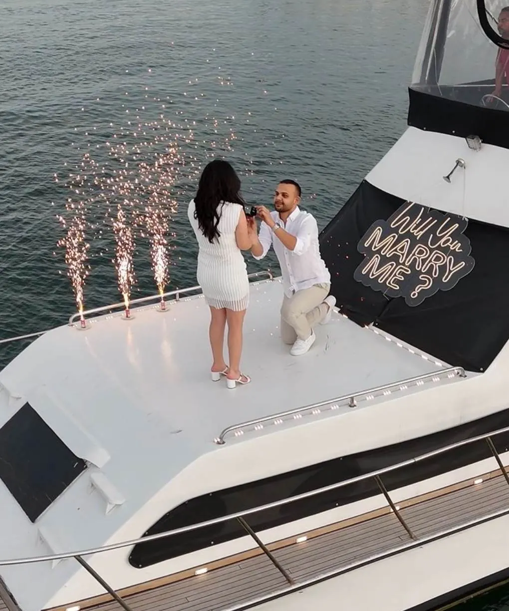 Korhan Yatı Standart Paket Evlilik Teklifi Organizasyonu – Mersin Marina - Görsel 2